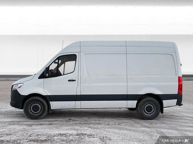 2023 Mercedes-Benz Sprinter Cargo Van 2500 2.0L Diesel RWD in Cars & Trucks in Winnipeg - Image 3