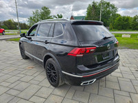 2024 Volkswagen Tiguan Highline R-Line 4Motion with only 27,000kms. Loaded with Leather, Panoramic S... (image 6)