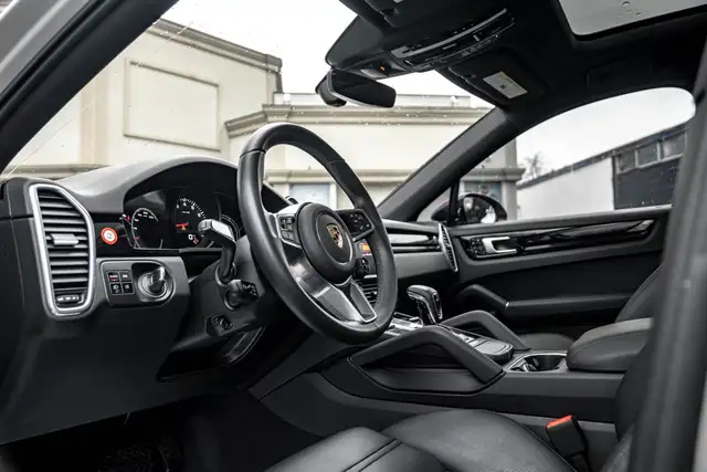 2021 Porsche Cayenne AWD COUPE PANO SPORT PKG NAVI 360 CAM dans Autos et camions dans Ville de Toronto - Image 13