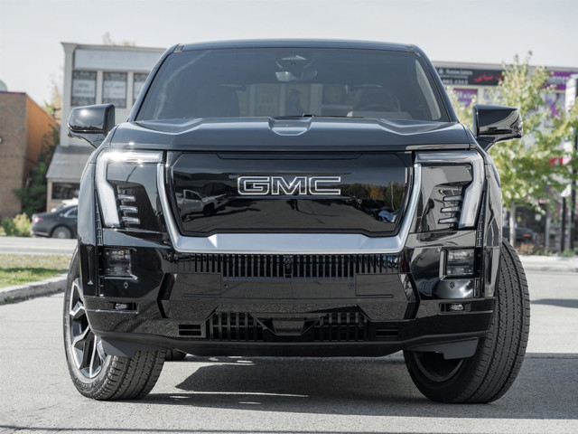 2025 GMC Sierra EV Extended Range Denali-Mid-Gate | Panoramic Su in Cars & Trucks in Markham / York Region - Image 2