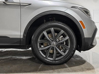 8-Speed Automatic AWD 2.0L TSI 4Motion 6 Speakers, Active Cruise Control, Air Conditioning, Alloy wh... (image 9)