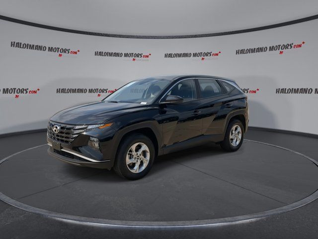2022 Hyundai Tucson Essential in Cars & Trucks in Hamilton - Image 4