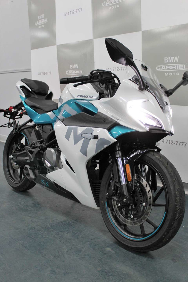 2022 CF MOTO 300SS in Sport Bikes in City of Montréal - Image 4