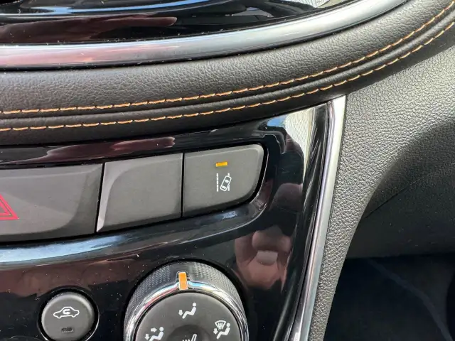 2020 Chevrolet Trax PREMIER, AWD, LEATHER, SUNROOF, BOSE AUDIO,  in Cars & Trucks in Ottawa - Image 36