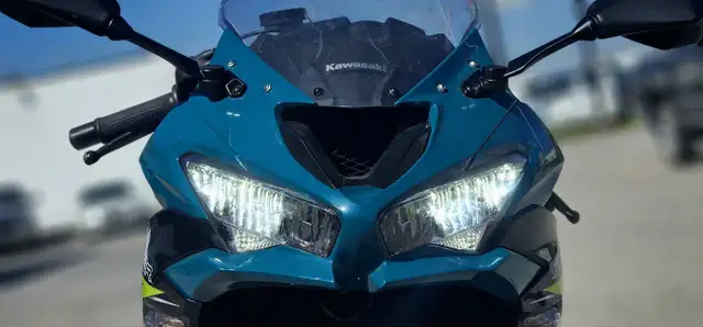 2021 Kawasaki NINJA ZX-6R | $0 Down, EVERYONE APPROVED! in Sport Bikes in Calgary - Image 6