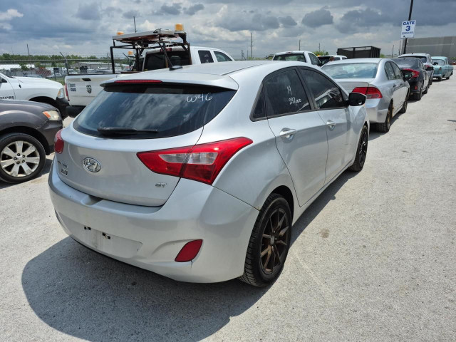 2014 Hyundai Elantra GT in Cars & Trucks in Barrie - Image 4