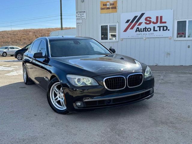 2009 BMW 7-Series 750Li in Cars & Trucks in Calgary