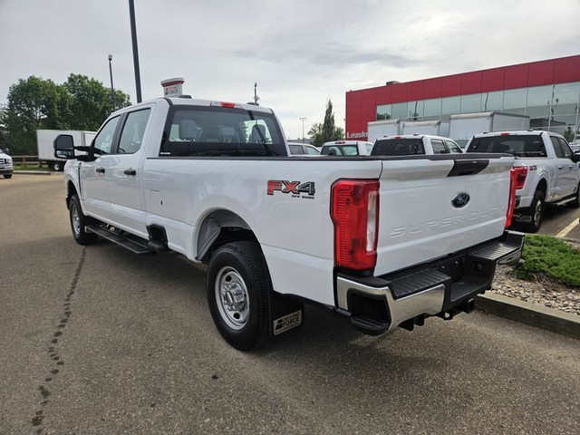2024 Ford Super Duty F-250 SRW XL 4WD Crew Cab 8' Box, 6.8L V8 G in Cars & Trucks in St. Albert - Image 3