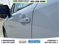 Recent Arrival! White 2020 Toyota Corolla LE For Sale, Bridgewater FWD CVT 1.8L 4-Cylinder DOHC 16V... (image 8)