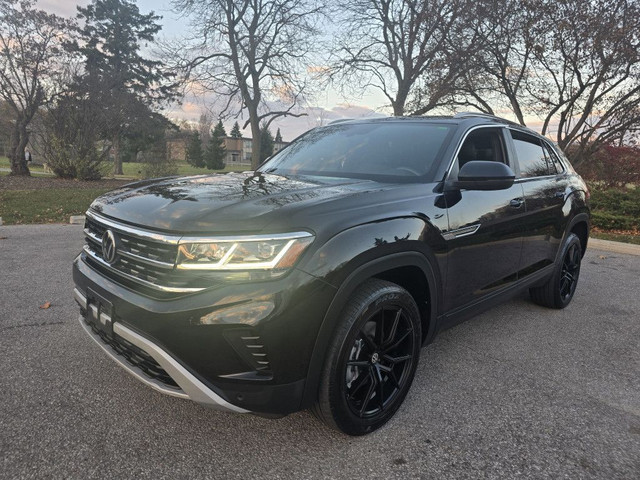 2020 Volkswagen Atlas Cross Sport Comfortline 3.6 TSI 4MOTION in Cars & Trucks in City of Toronto - Image 2
