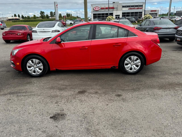 2015 Chevrolet Cruze 1LT, AUTO, 4 CYL, WELL MAINTAINED, CERTIFIE in Cars & Trucks in London - Image 2