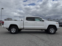 This 2022 Toyota Tacoma Crew Cab Pickup boasts a powerful four-wheel-drive system, perfect for tackl... (image 7)