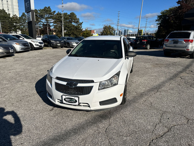 2012 Chevrolet Cruze 4dr Sdn LS dans Autos et camions  à Région de Mississauga/Peel - Image 2