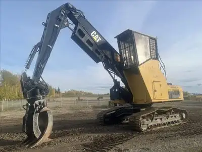Hours: 17200 | Location: Fort St John, BC, CA | Attachments: Grapple; Operators Station: Cab w/ AC;...