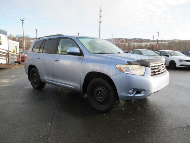 2008 Toyota Highlander 4WD in Cars & Trucks in City of Halifax - Image 3
