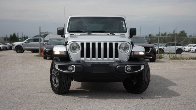 2023 Jeep Wrangler Sahara 4x4 | Navigation | Apple CarPlay |S in Cars & Trucks in Guelph - Image 2