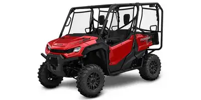 Engine Type: Parallel Twin Displacement: 60.9 cu. in. (999 cc) Bore and Stroke: Bore: 3.62 in. (92 m...