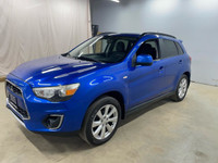 Looking for a stylish and capable compact SUV? Look no further than this stunning 2015 Mitsubishi RV... (image 2)