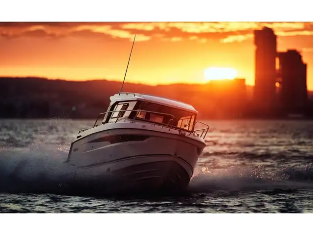 2025 Parker 760 QUEST in Powerboats & Motorboats in Québec City - Image 10