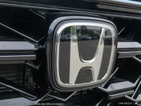 Drive home in the new CR-V EXL Hybrid where endless possibilities come standard. The CR-V Hybrid EX-... (image 9)
