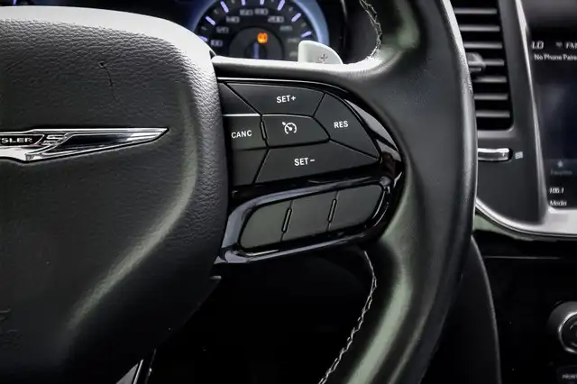 2022 Chrysler 300 S • SUNROOF • NAV • HEATED LEATHER • PREM. AUD in Cars & Trucks in Kingston - Image 20