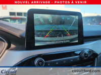 La Ford Escape SE PHEV 2022 allie plaisir de conduite, sécurité et efficacité. Grâce à sa motorisati... (image 8)