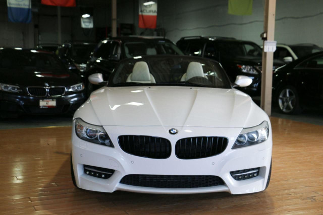  2011 BMW Z4 sDrive35is - 335HP|M PACKAGE|NAVIGATION|HEATEDSEAT in Cars & Trucks in City of Toronto - Image 2