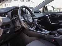 WAS: $30250 NOW: $29250 plus taxes and licensing feesThe 2022 Toyota RAV4 LE in Super White is a ver... (image 5)