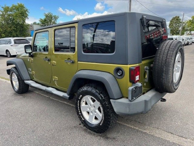 2007 Jeep Wrangler 4WD 4 DOOR UNLIMITED X **AUTOMATIC-HARD/SOFT  in Cars & Trucks in City of Toronto - Image 3
