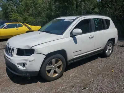 2014 Jeep Compass North ODOMETER ESTIMATE 200,000 KM 2.4L, 4 Cyclinder, Automatic AM/FM, Satellite R...