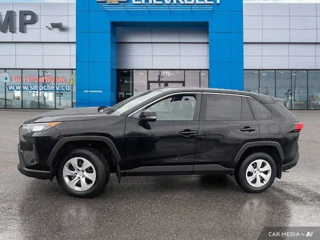 2022 Toyota RAV4 LE | AWD | New Tires | Heated Seats | Back Up62863217031425121
