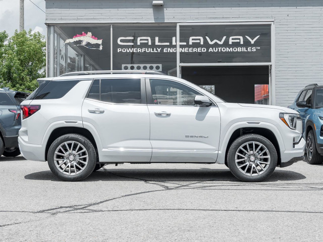2026 GMC Terrain Denali AWD- Panoramic Sunroof in Cars & Trucks in Markham / York Region - Image 3