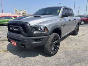 2022 RAM 1500 Classic WARLCOK**CREW**HEMI**4X4**8.4 SCREEN**CARPLAY**SPORT HOOD