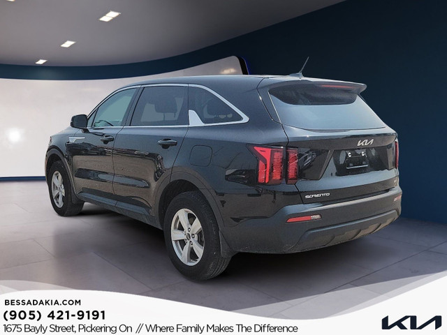 2023 Kia Sorento in Cars & Trucks in Oshawa / Durham Region - Image 4