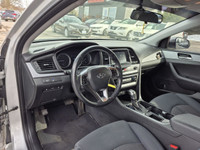 2019 HYUNDAI SONATA 2.4L Essential ! Carfax Available "No Accidents" Local vehicle. SOLD CERTIFIED R... (image 9)