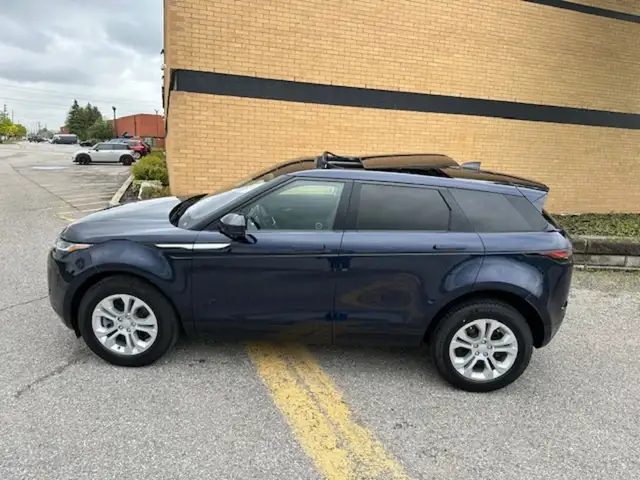 2021 Land Rover Range Rover Evoque P250 1 Owner Clean Carfax Pan in Cars & Trucks in Mississauga / Peel Region - Image 22