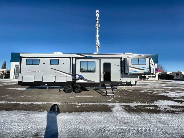 2023 Forest River 3910SUITE - King Bed - 5th Wheel in Travel Trailers & Campers in St. Albert