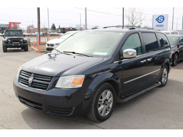2009 Chrysler Town & Country VGA,Limited, NAVIGATION, LECTEUR DV in Cars & Trucks in Longueuil / South Shore - Image 2