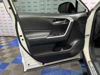 Certified All Wheel Drive Rear-View Camera Sun Roof Push Start Heated Seats Heated Steering Wheel Al... (image 8)