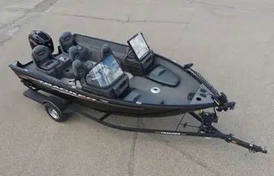 with Mercury 115 ProXS Fourstroke Boat, Motor, Single Axle Trailer & Cover ALL INCLUDED Deluxe Bow C...