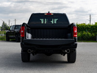 3.55 REAR AXLE RATIO,BLACK DELUXE CLOTH BUCKET SEATS -inc: Bucket Seats Full-Length Floor Console Po... (image 6)