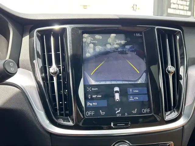 2019 Volvo V60 Cross Country Momentum in Cars & Trucks in Calgary - Image 19