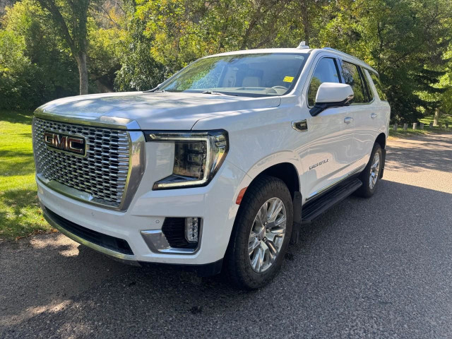 2022 GMC Yukon Denali in Cars & Trucks in Medicine Hat