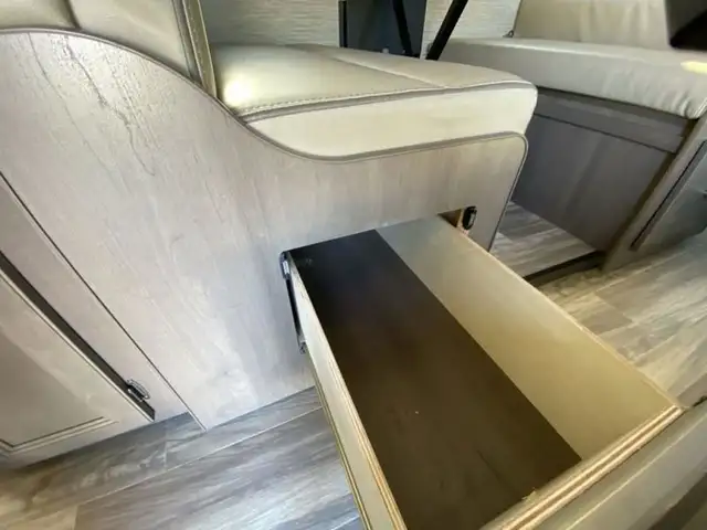 2023 Thor Motor Coach Four Winds 31EV in RVs & Motorhomes in Abbotsford - Image 30