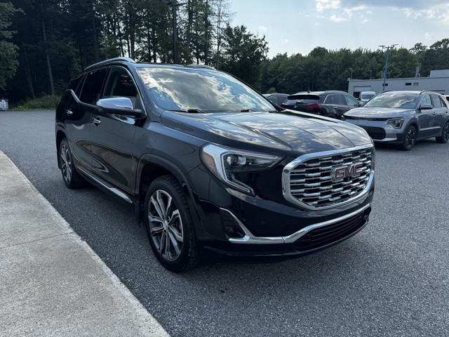 GMC Terrain Denali 2020 AWD cuir toit ouvrant sièges chauffants  in Cars & Trucks in Trois-Rivières - Image 4
