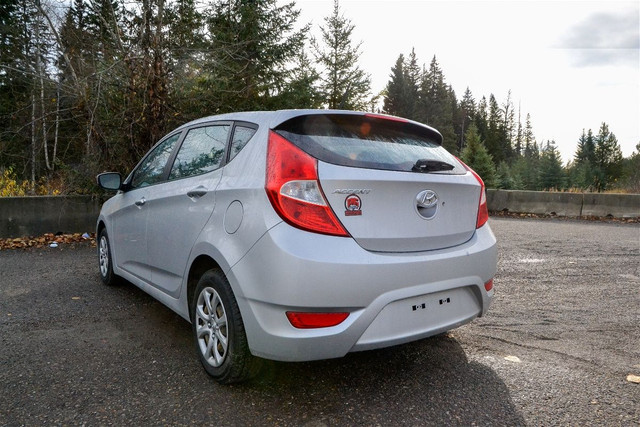 2014 HYUNDAI ACCENT GS in Cars & Trucks in Prince George - Image 4