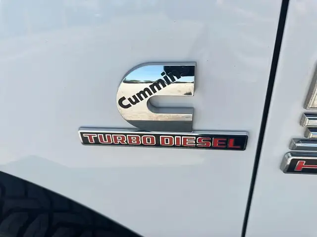 2016 RAM RAM 3500 CREW CAB 4X4 ST- DIESEL in Cars & Trucks in Stratford - Image 8