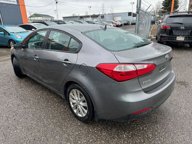 2015 Kia Forte 4dr Sdn AUTO LX in Cars & Trucks in Calgary - Image 4