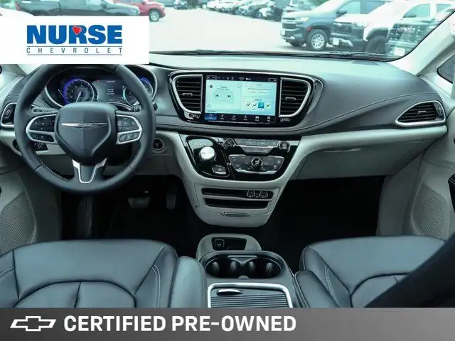 2024 Chrysler Pacifica Touring-L | Accident free | Remote start in Cars & Trucks in Oshawa / Durham Region - Image 18