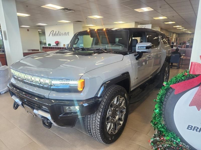 2025 GMC HUMMER EV SUV 3X - Fast Charging in Cars & Trucks in Mississauga / Peel Region - Image 3